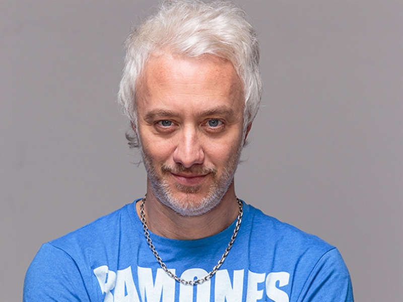 Andy solidario Revista Cabal